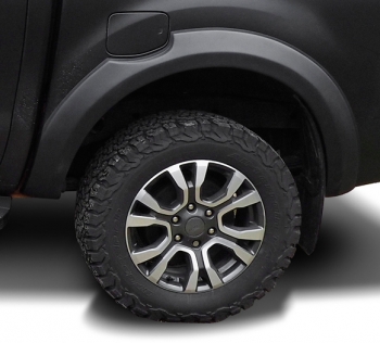 Kotflügelverbreiterung glatt Ford Ranger (2019-) Doppelkabine