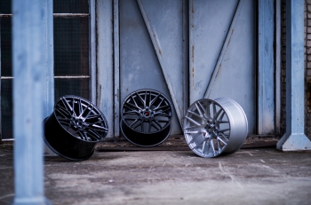 20 Zoll Felgen Felge Japan Racing Wheels JR-28 / Black  / Bronze / Hyper Black / Silver