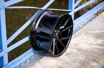 19 Zoll Felgen Felge Japan Racing Wheels JR33 / Black / Silver / Hyper Black / Hyper Gray / BLANK Bronze